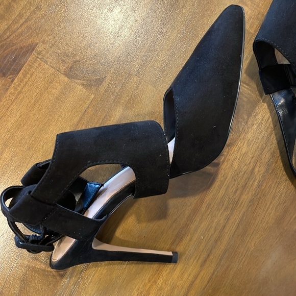 BCBG Generation Heels - Picture 3 of 11